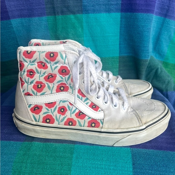 VANS Sk8-hi women’s white high top sneakers with poppy flower print. Size 7 VGUC - Picture 1 of 14